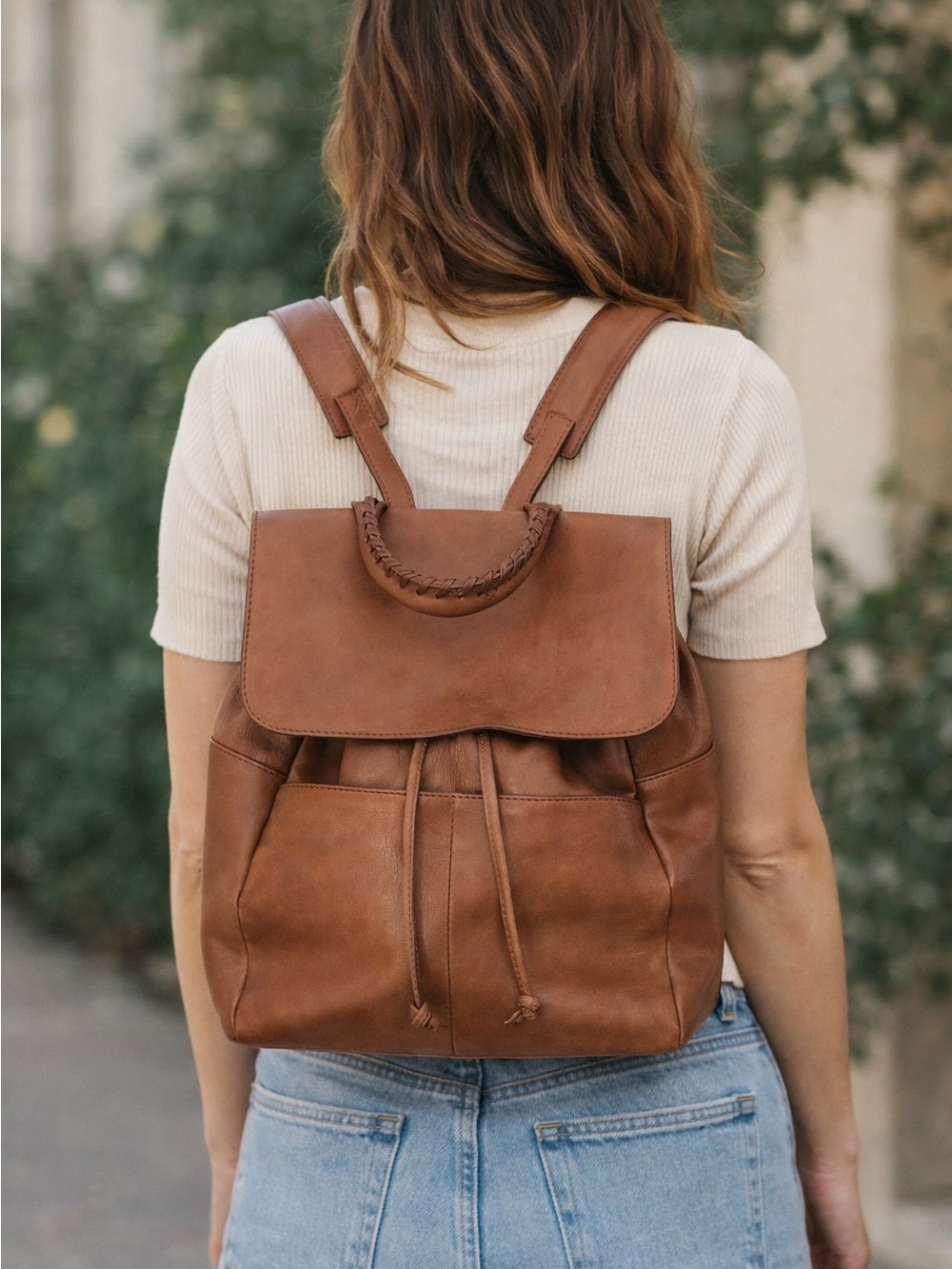 Medici Tan Leather Drawstring Backpack